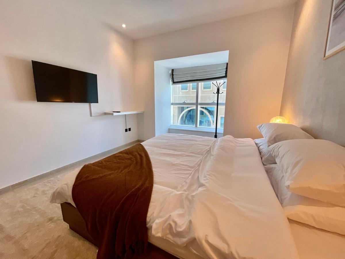 Deluxe 1 Bedroom Apartment - Elite Residence Dubai Marina - Sea View Esterno foto
